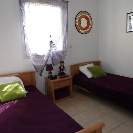 Apartment St Cyprien Standing Confort Et Piscine